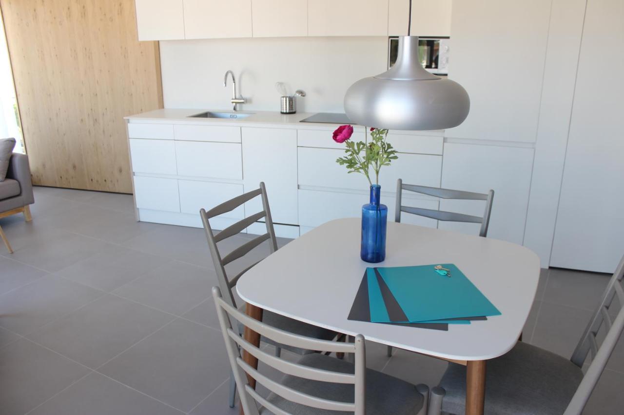 Beautiful Loft, Huge Sunny Terrace, View Over The Beach And Sea 로지즈 외부 사진