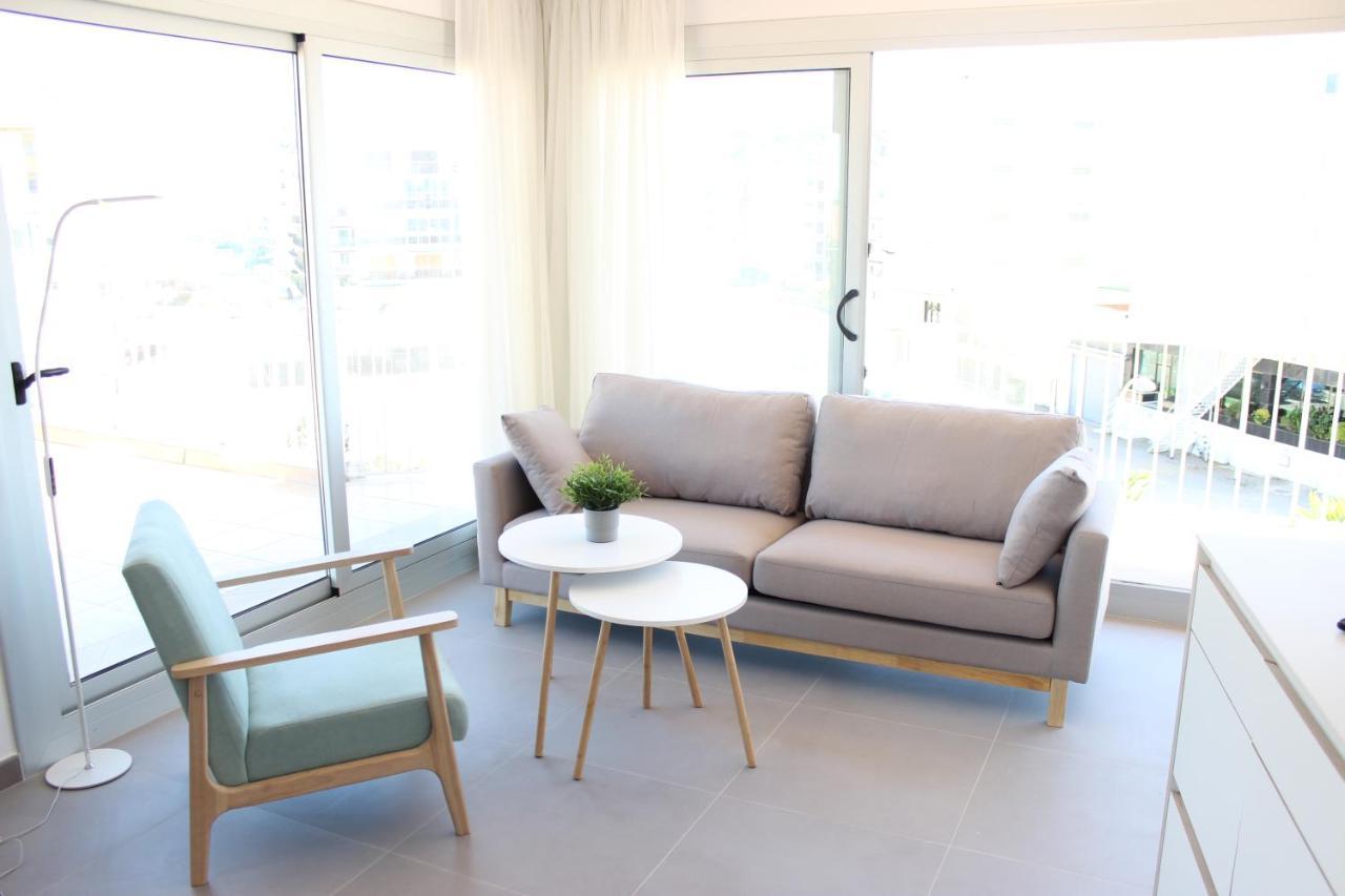 Beautiful Loft, Huge Sunny Terrace, View Over The Beach And Sea 로지즈 외부 사진