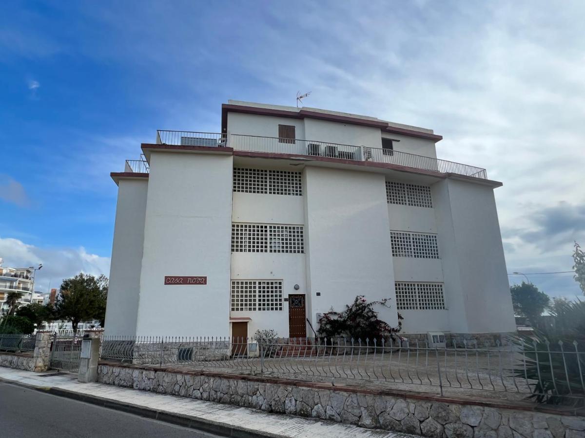 Beautiful Loft, Huge Sunny Terrace, View Over The Beach And Sea 로지즈 외부 사진